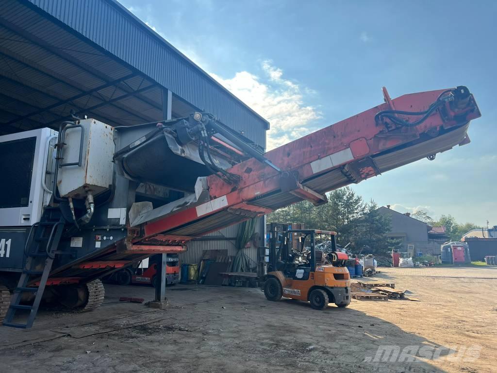 Sandvik QJ 241 Concasoare mobile