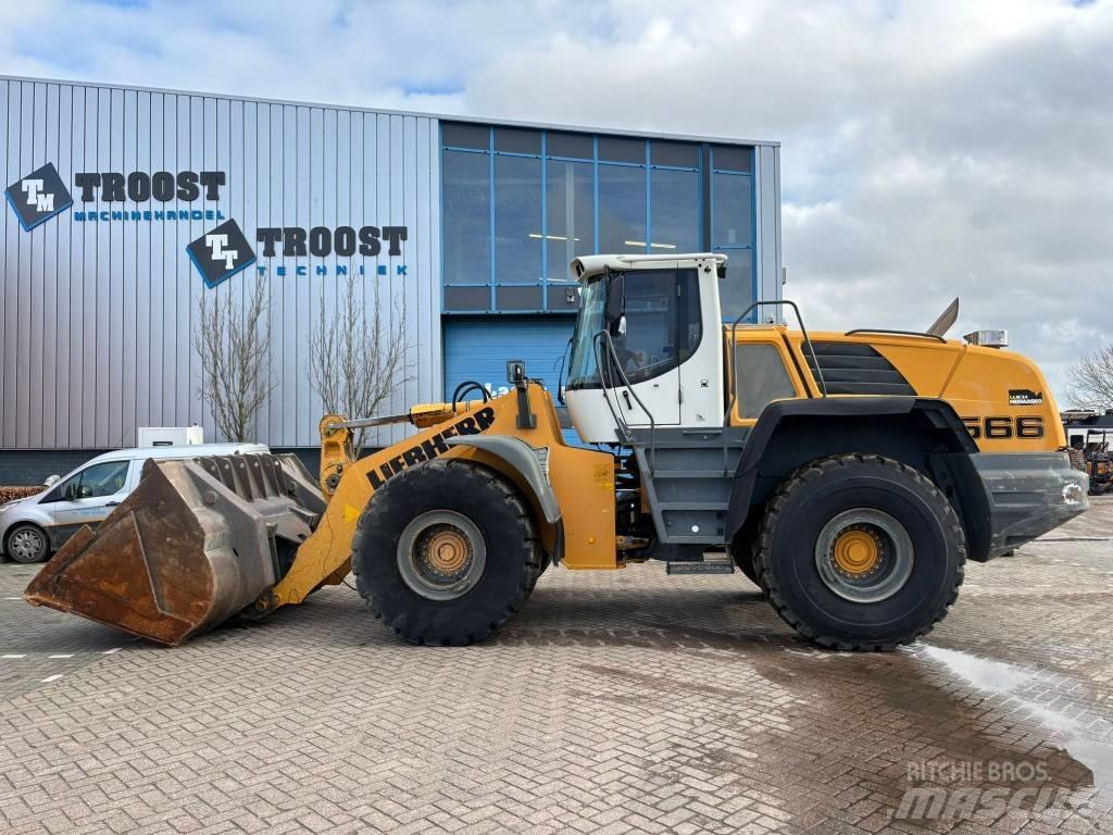 Liebherr L 566 Incarcator pe pneuri