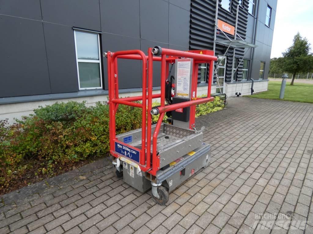 JLG Nano SP Plus Ascensoare verticale catarg