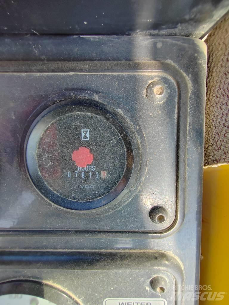 Bomag BW 225 D-3 Cilindri compactori dubli