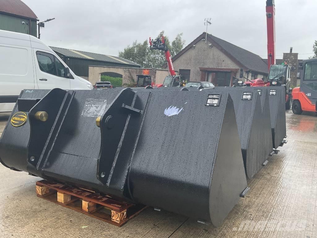 Manitou 1 CM Bucket Stivuitoare telescopice