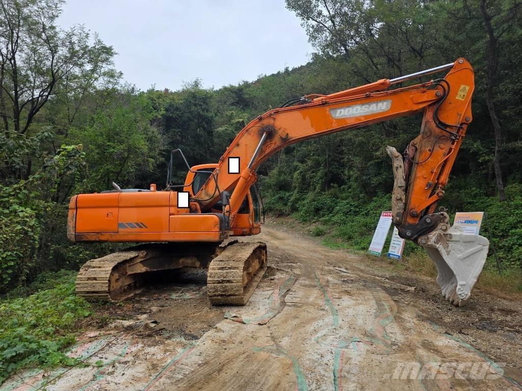 Doosan DX 220 LCA Excavatoare pe șenile
