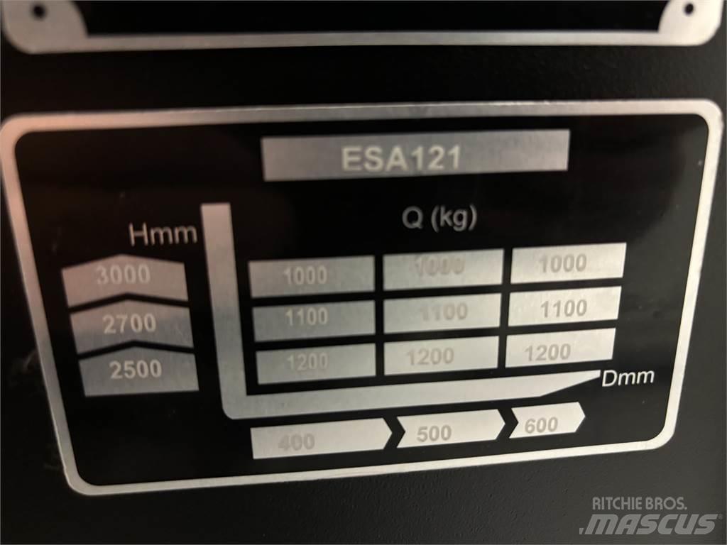 ESA 121 Transpaleta manuala
