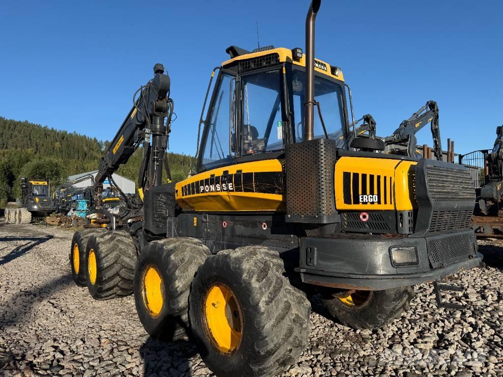 Ponsse Ergo 8W Combine forestiere