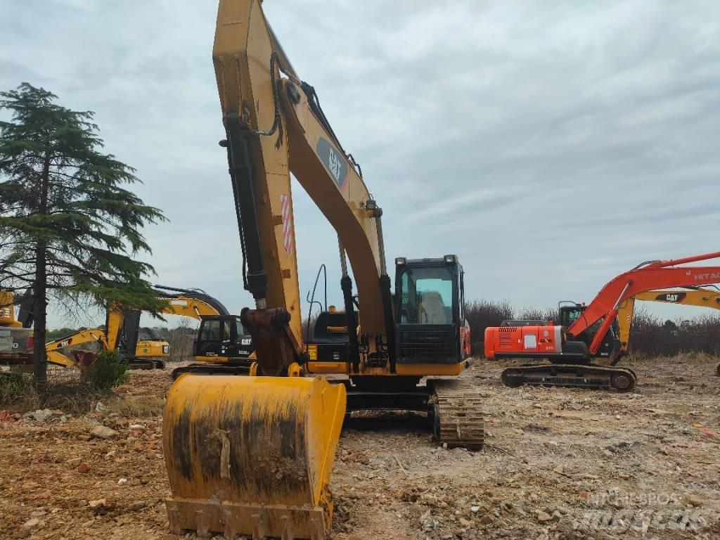 CAT 320 D Excavatoare pe șenile
