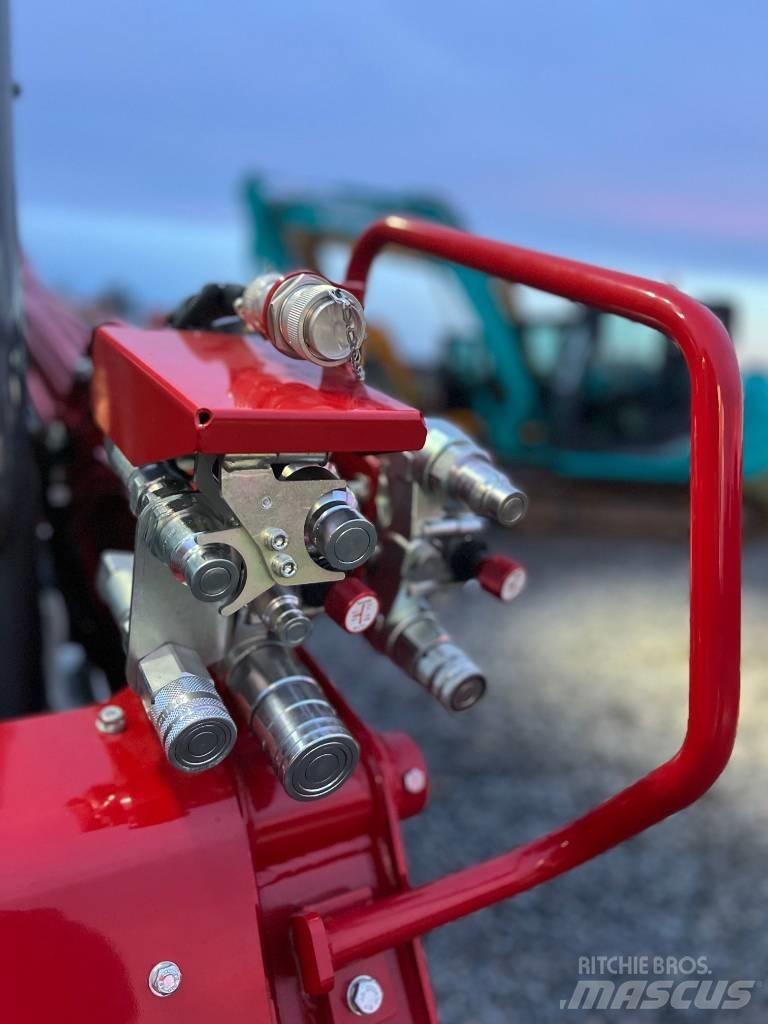 Takeuchi TL12 V2 Mini incarcator
