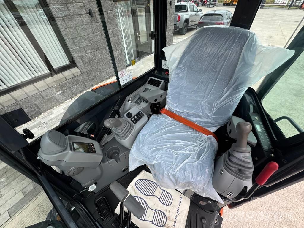 Hitachi ZX 33 U-6CLR Mini excavatoare < 7t
