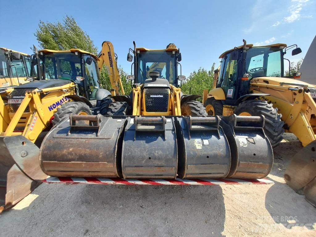 Komatsu WB97S-8 Buldoexcavatoare