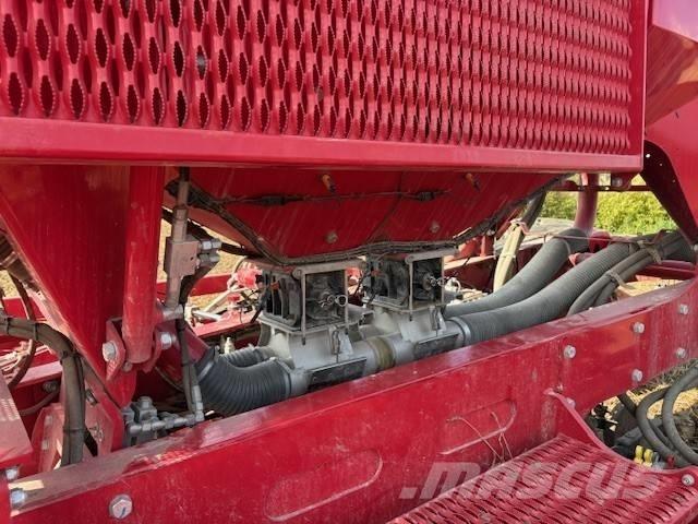 Horsch pronto 6 NT Perforatoare
