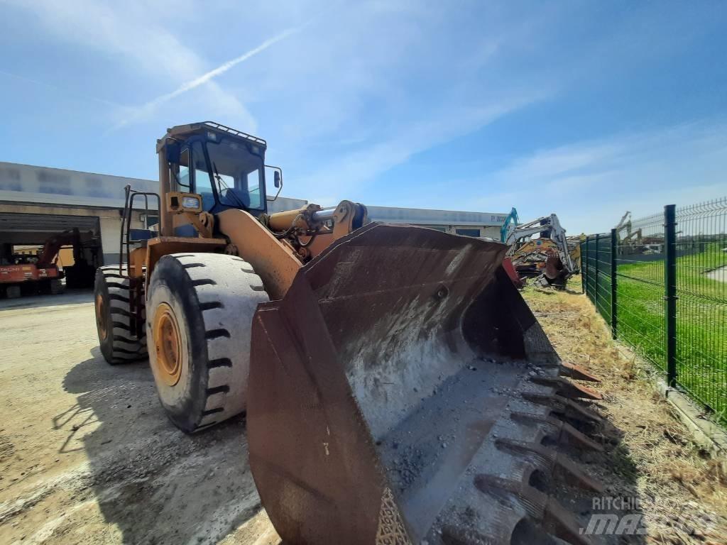 Komatsu WA500 Incarcator pe pneuri