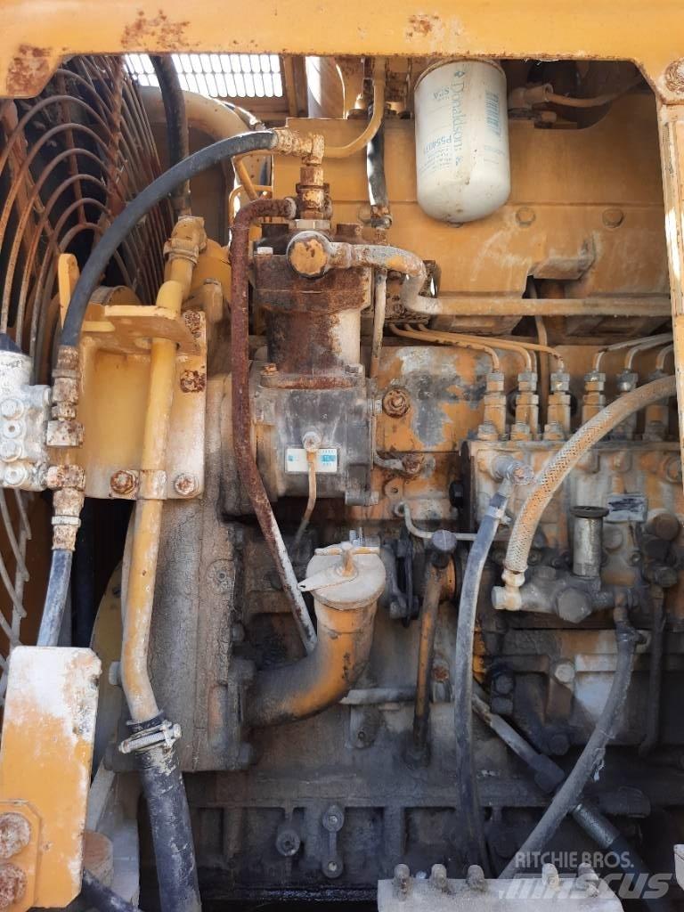 Komatsu WA500 Incarcator pe pneuri