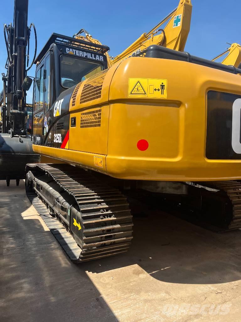 CAT 325D Excavatoare pe șenile
