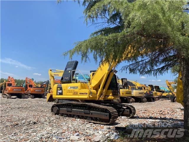 Komatsu PC240-8 Excavatoare pe șenile
