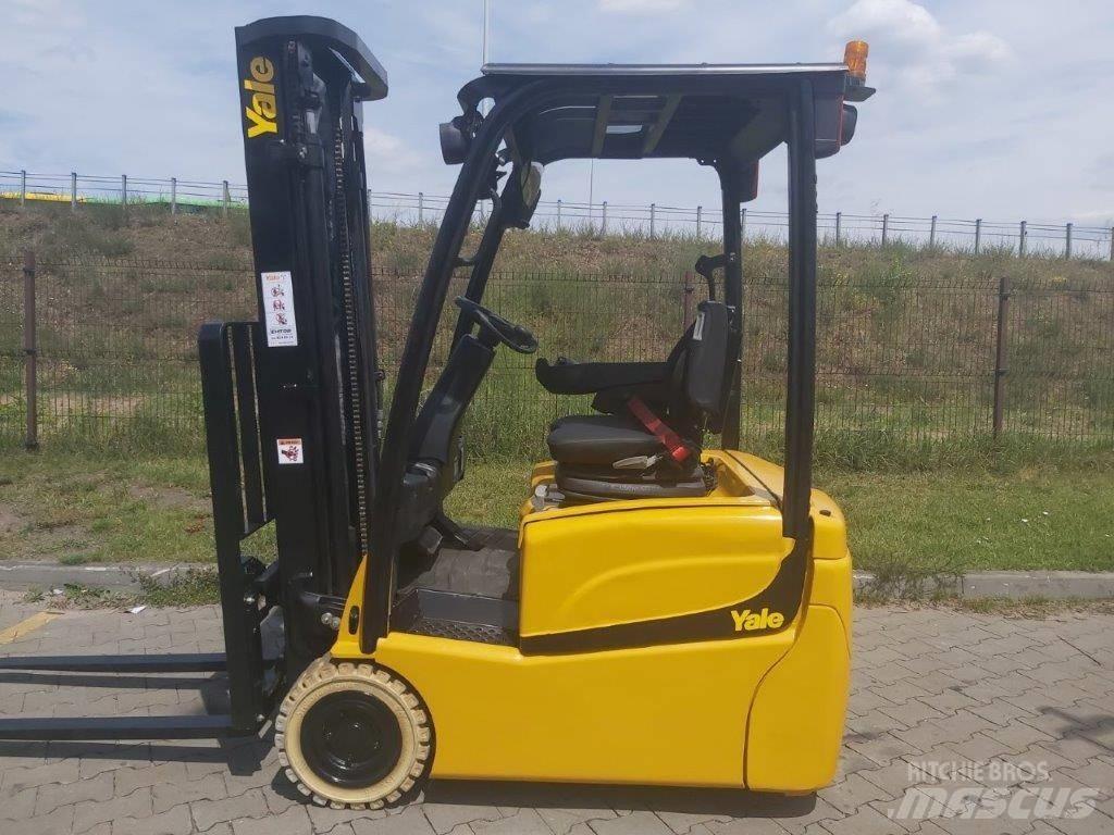 Yale ERP15VT Stivuitor electric