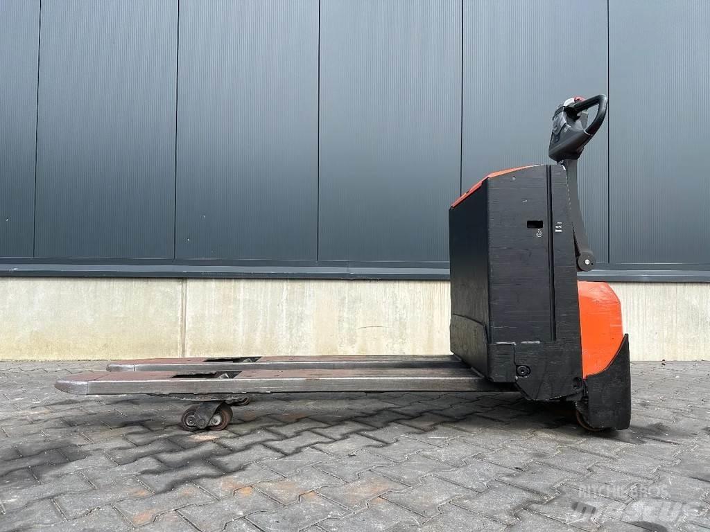BT LWE180 Transpaleta manuala