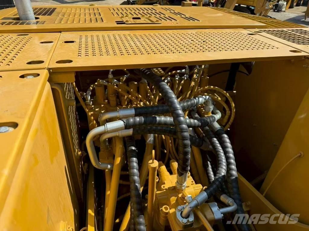 CAT 320 C L Excavatoare pe șenile
