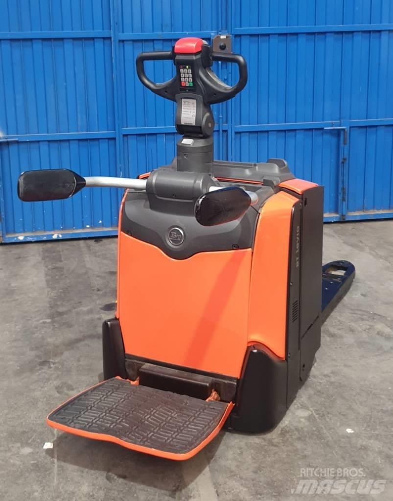BT LPE 200 Transpaleta cu platforma