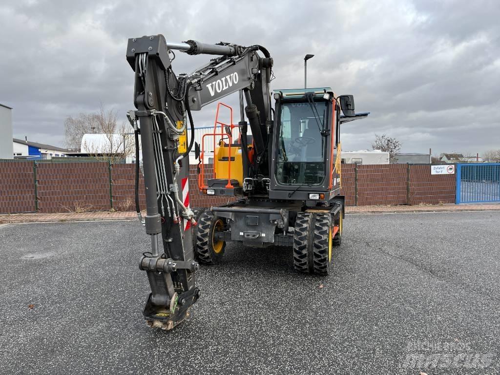 Volvo EWR130E Excavatoare cu roti