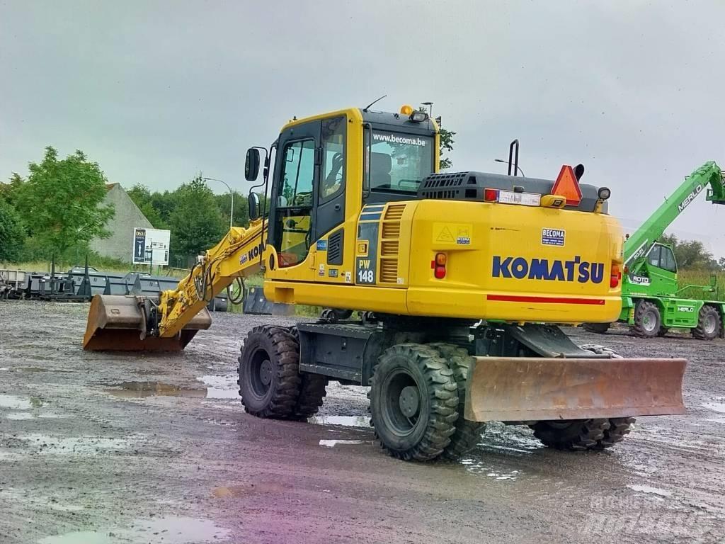 Komatsu PW 148-8 Excavatoare cu roti