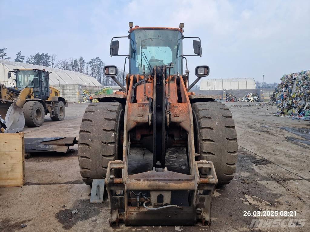 Doosan DL 250 Incarcator pe pneuri