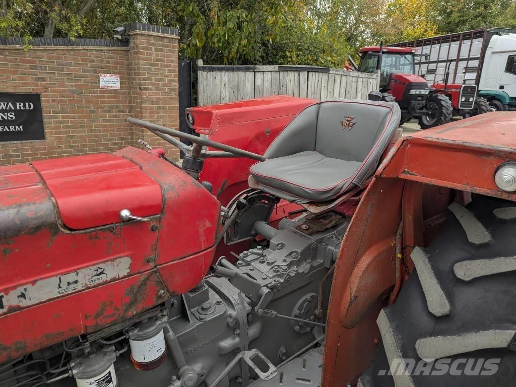 Massey Ferguson 135 Tractoare