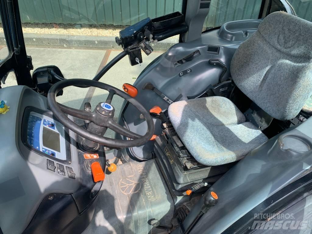 New Holland TN95VA Tractoare