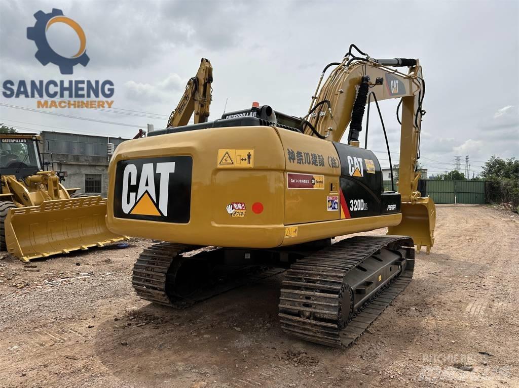 CAT 320 D 2 L Excavatoare pe șenile
