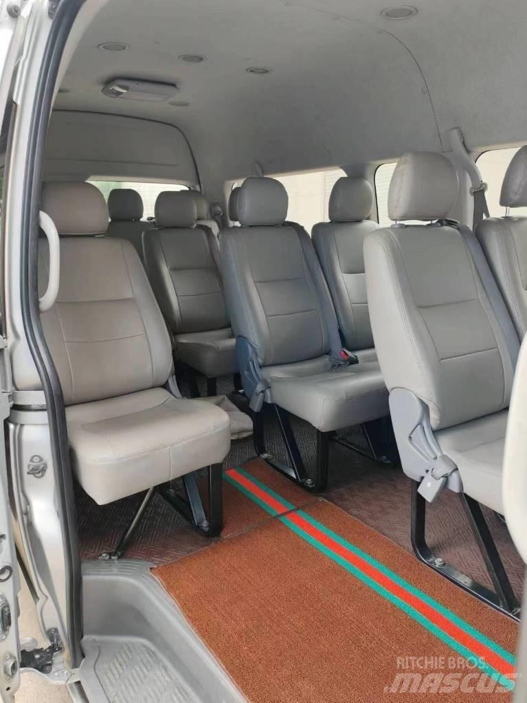 Toyota Coaster Autobuze intercity