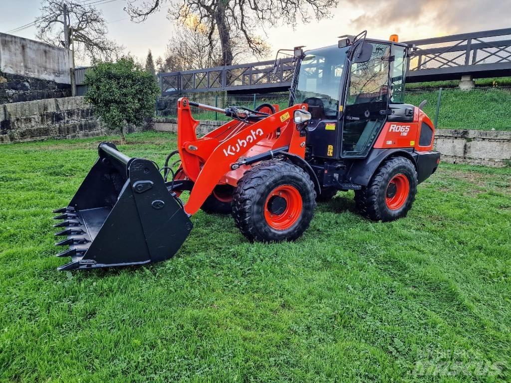 Kubota R 065 Incarcator pe pneuri
