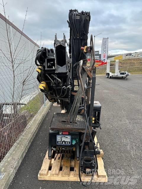 Hiab 122 B-3 CL Macarale de încarcat
