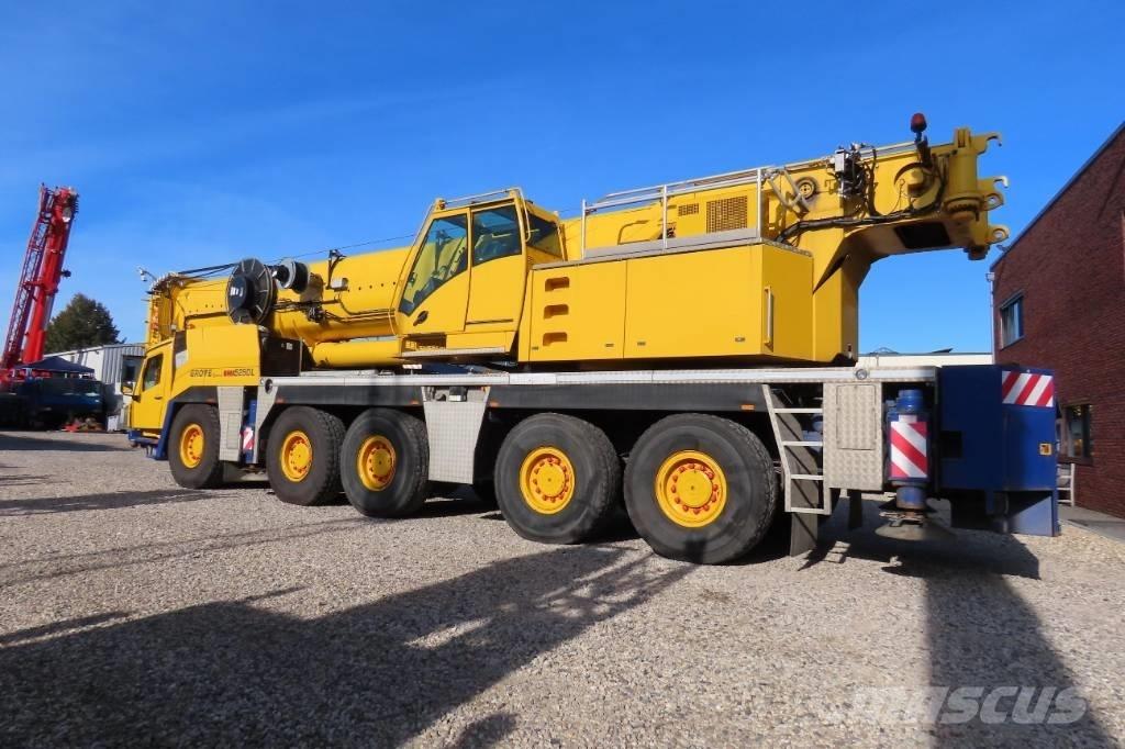 Grove GMK 5250 L Macara pentru orice teren