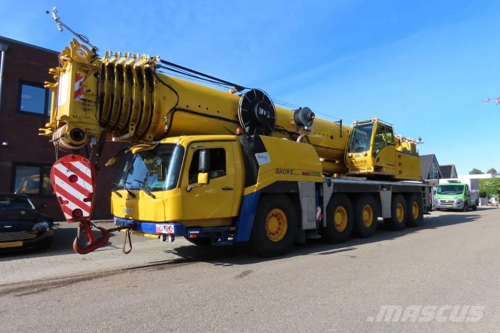 Grove GMK 5250 L Macara pentru orice teren