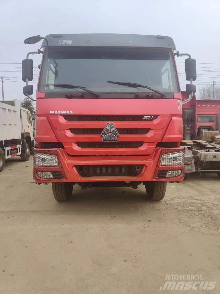 Howo 371 Transportoare articulate