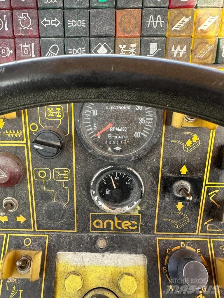 Ammann AFW 350 E Pavatoare asfalt