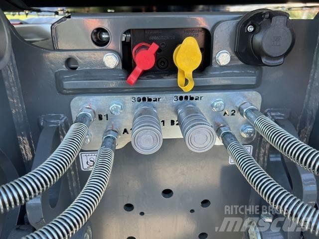 Wacker Neuson EW 100 Excavatoare cu roti
