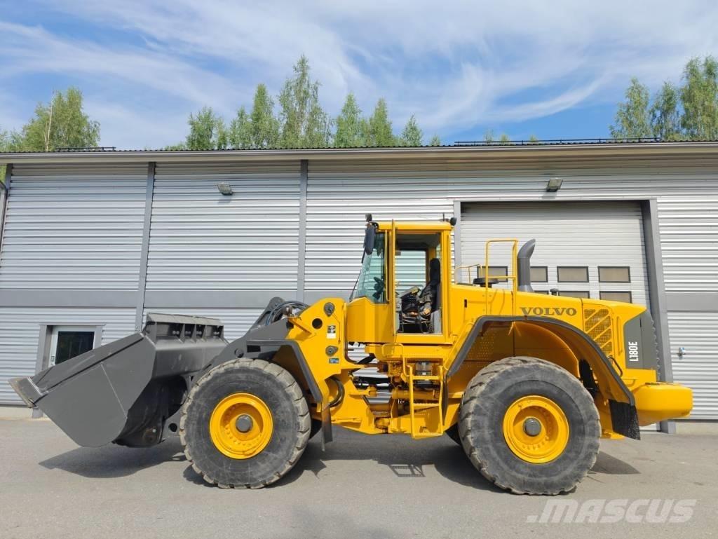 Volvo L 180 E Incarcator pe pneuri
