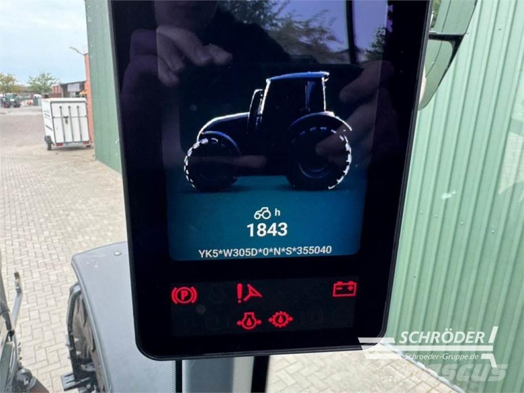 Valtra Q 305 Tractoare