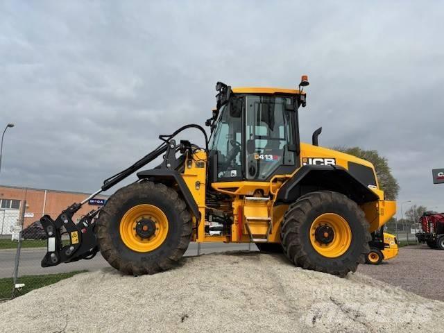 JCB 413 S Incarcator pe pneuri