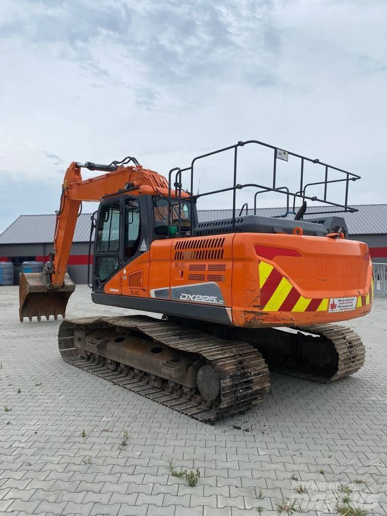 Doosan DX 225 LC Excavatoare pe șenile
