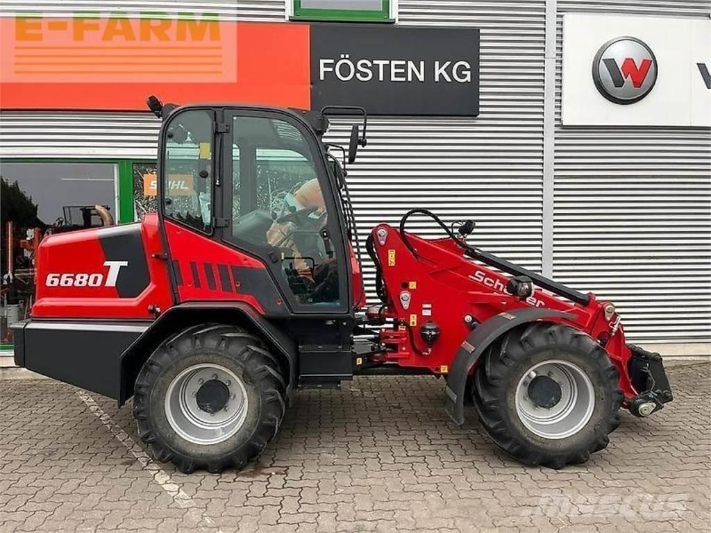 Schäffer 6680 t Incarcator pe pneuri