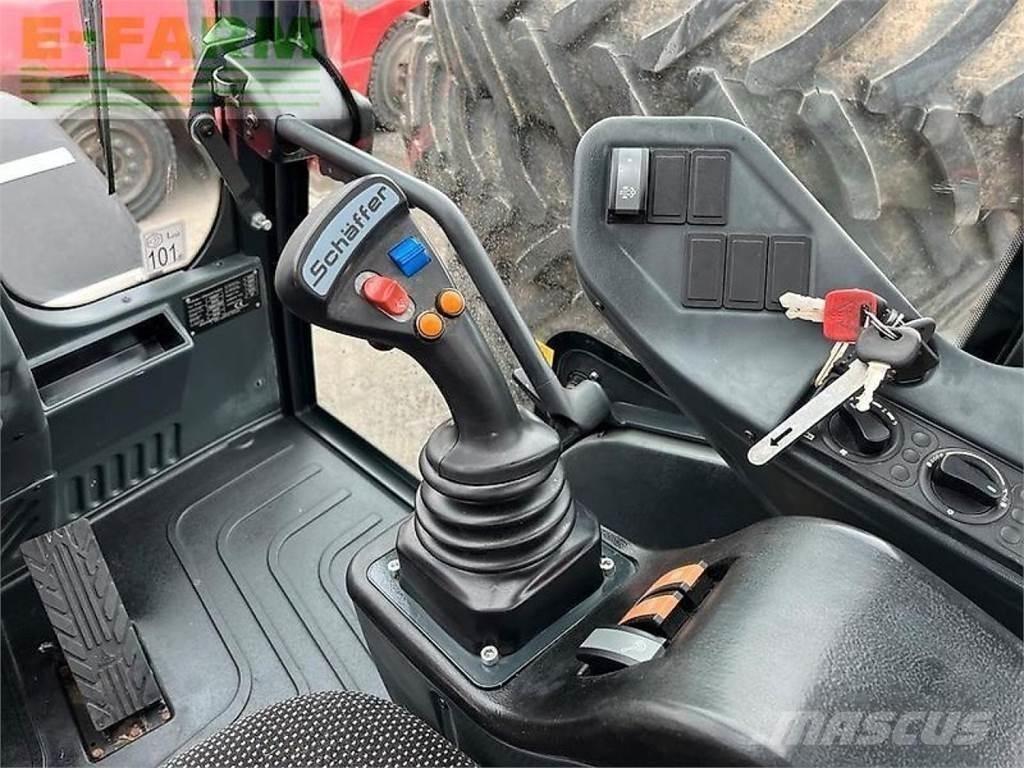 Schäffer 6680 t Incarcator pe pneuri
