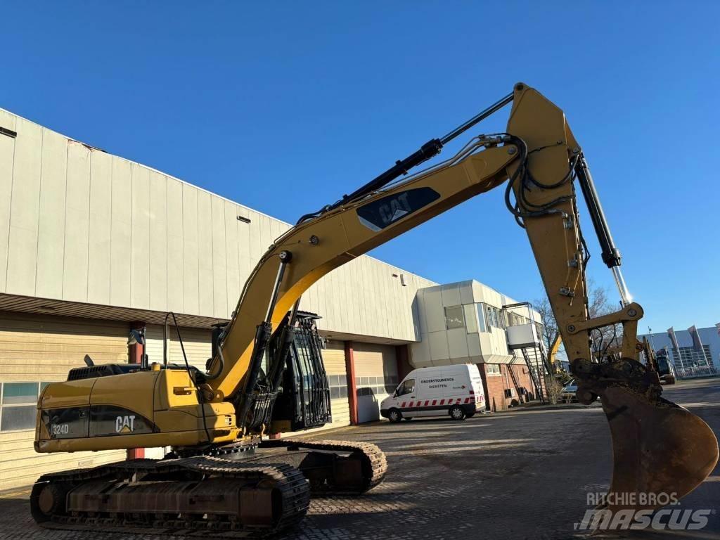 CAT 324 D L Excavatoare pe șenile
