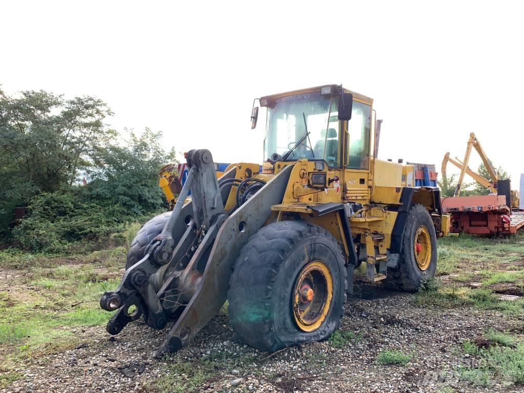 Volvo L 120 C Incarcator pe pneuri