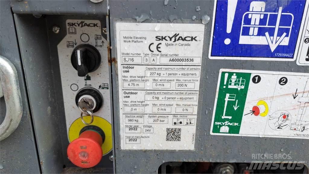 SkyJack SJ16 Alte ascensoare si platforme