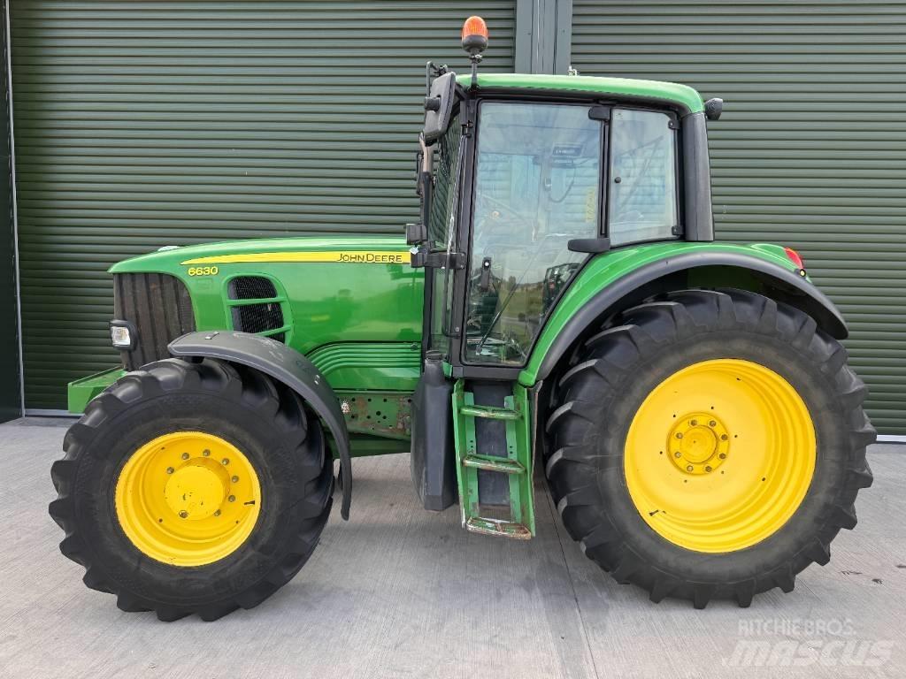 John Deere 6630 Tractoare