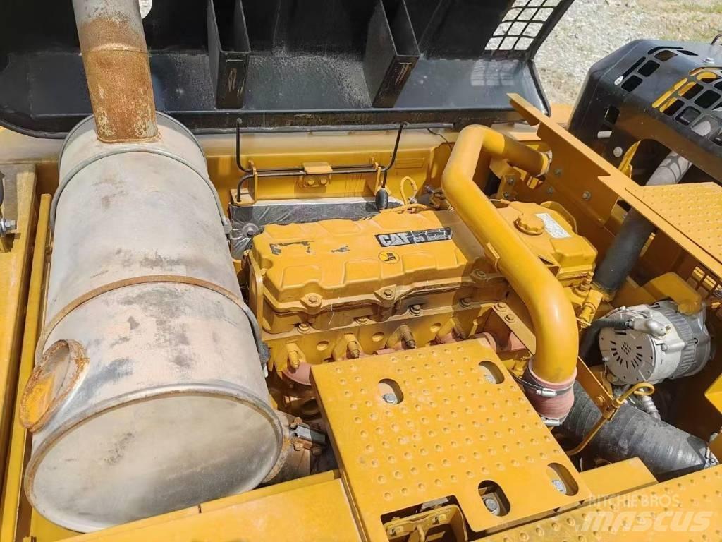 CAT 336 D Excavatoare pe șenile
