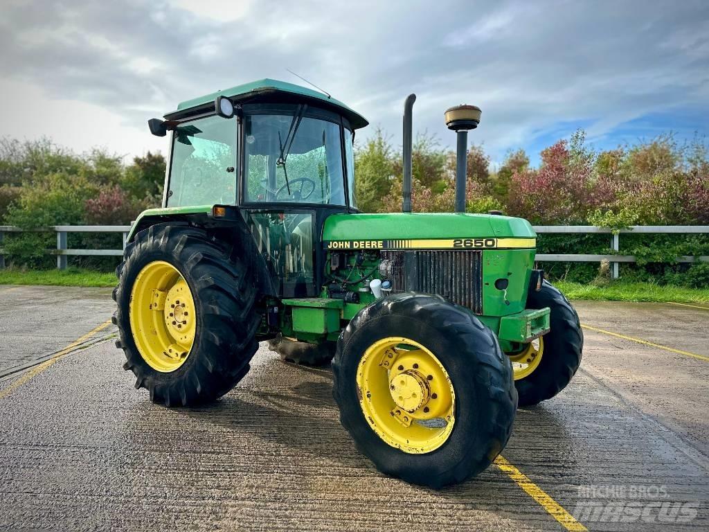 John Deere 2650 Tractoare