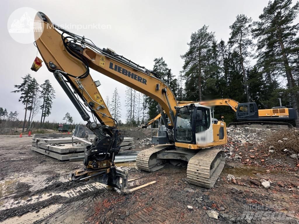 Liebherr R 924 LC Excavatoare pe șenile
