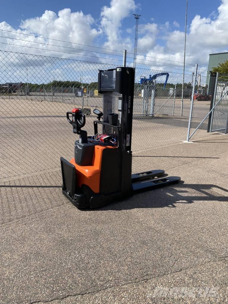 Toyota SWE 120 Transpaleta manuala