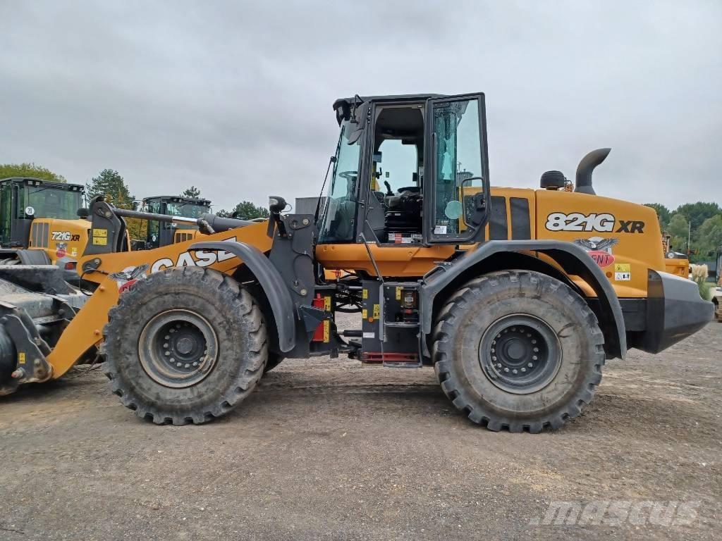 CASE 821G XR Incarcator pe pneuri